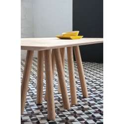 MOS-I-KO dining table in a contemporary interior